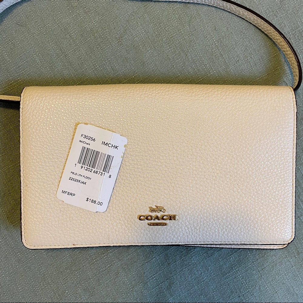 Beautiful Coach Mini Clutch/Purse/crossbody - Picture 5 of 6